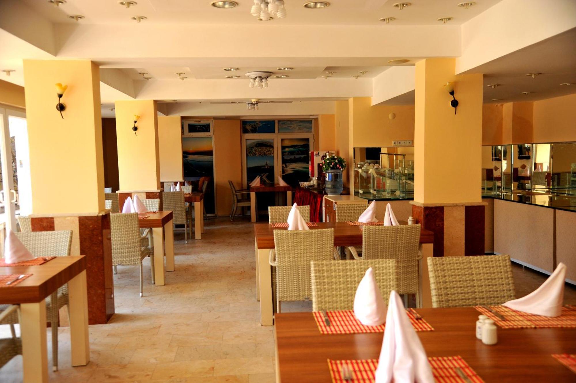 Selge Hotel Side Esterno foto